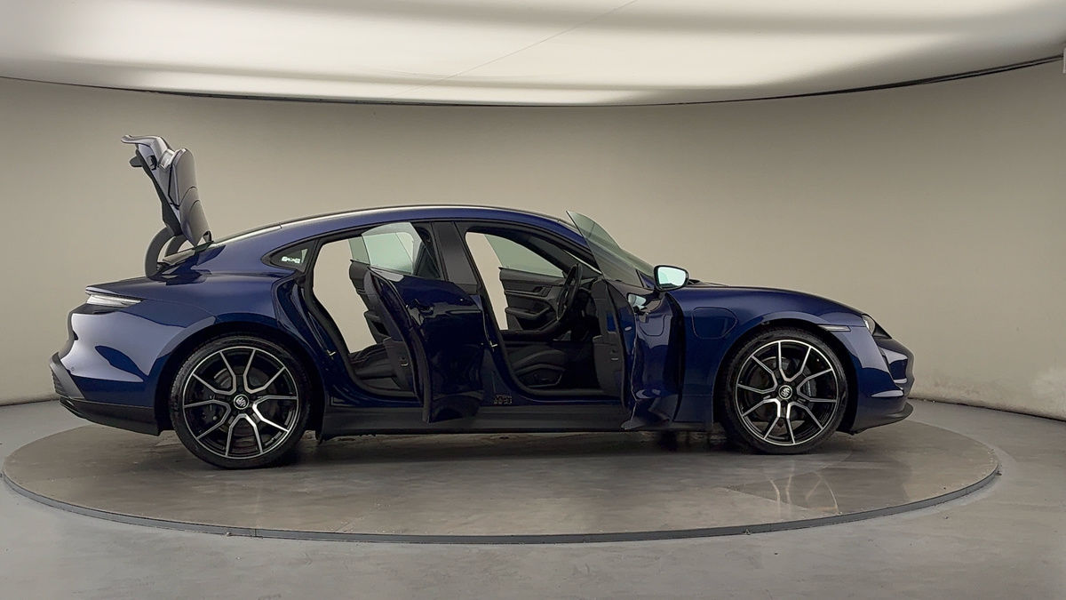 Used Porsche Taycan 2023 for sale - 75704599: Photo 56