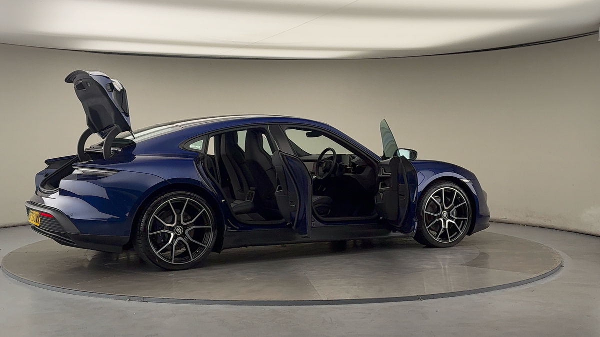 Used Porsche Taycan 2023 for sale - 75704599: Photo 57