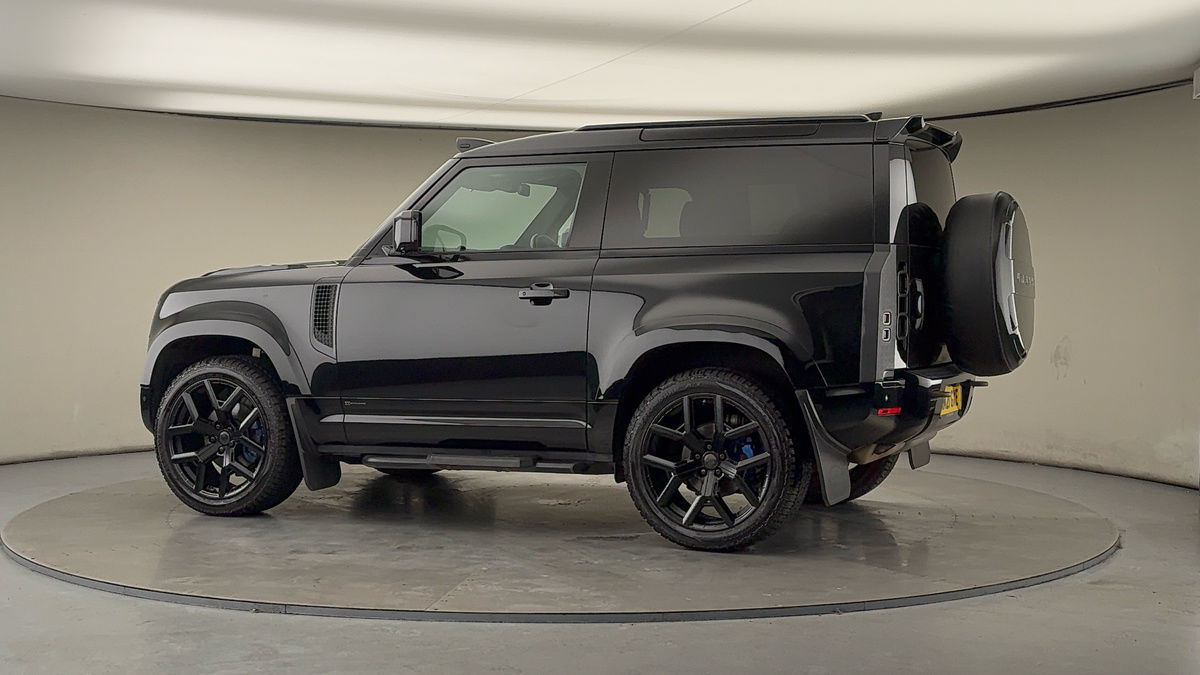 Used Land Rover Defender 90 2021 for sale - 77089587: Photo 30