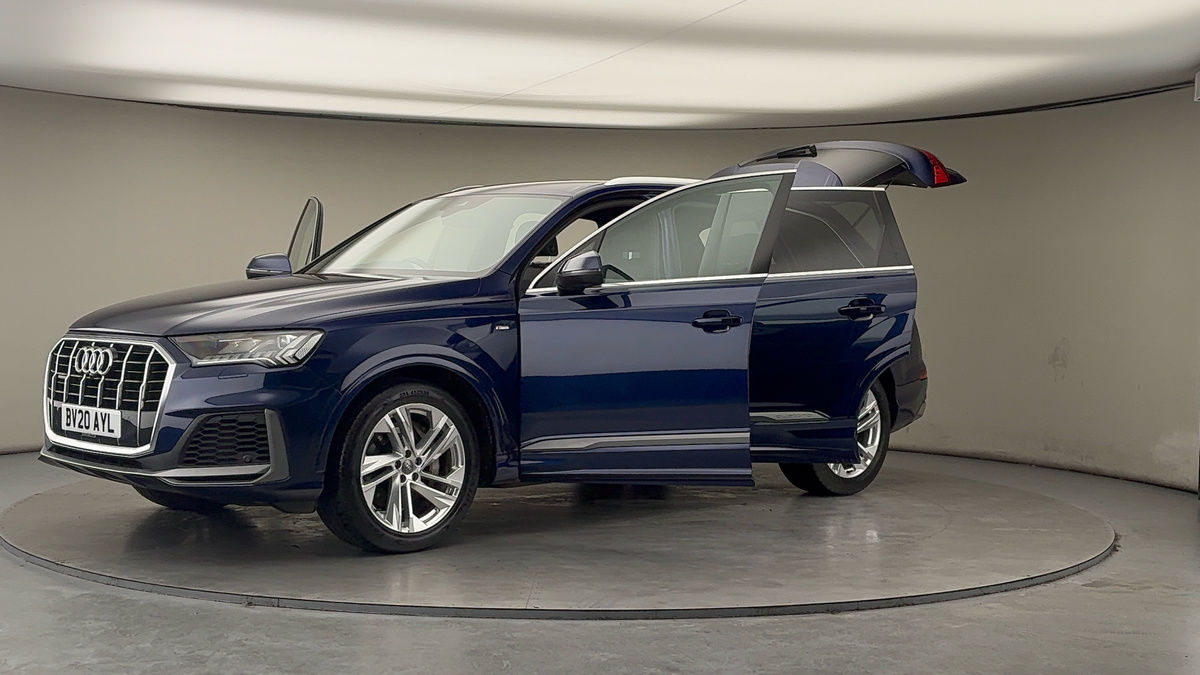 Used Audi Q7 2020 for sale - 77600590: Photo 44