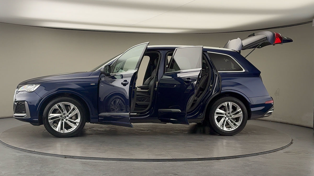 Used Audi Q7 2020 for sale - 77600590: Photo 91