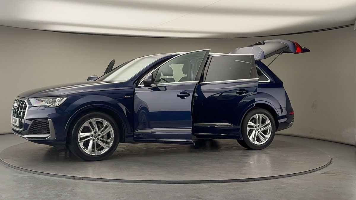 Used Audi Q7 2020 for sale - 77600590: Photo 92