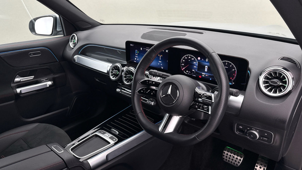 Used Mercedes-Benz GLB 2025 for sale - 76655677: Photo 5