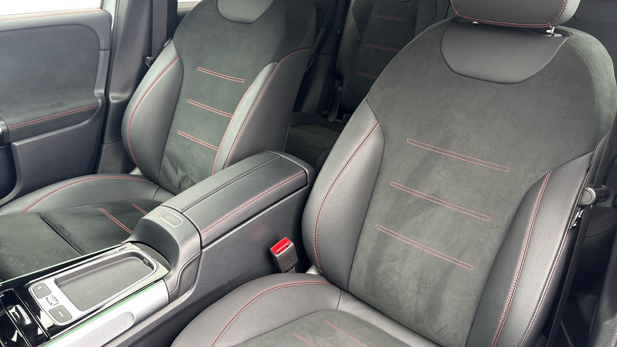 Used Mercedes-Benz GLB 2025 for sale - 76655677: Photo 7