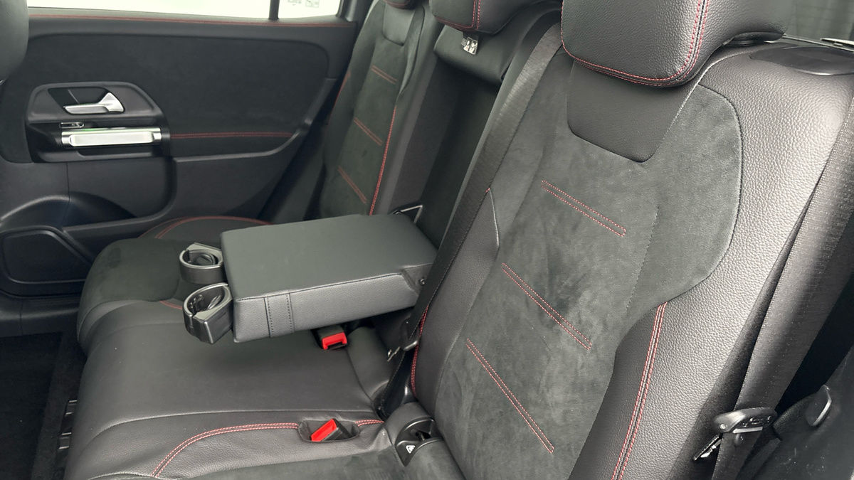 Used Mercedes-Benz GLB 2025 for sale - 76655677: Photo 9