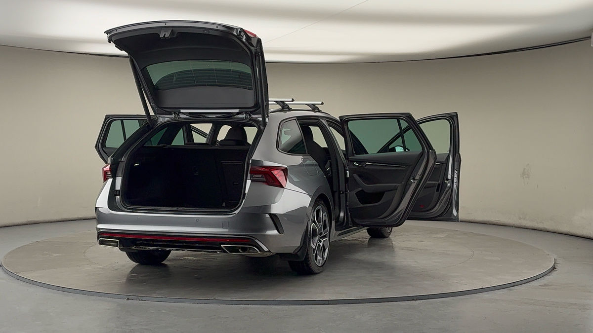 Used Skoda Octavia 2024 for sale - 77264177: Photo 59