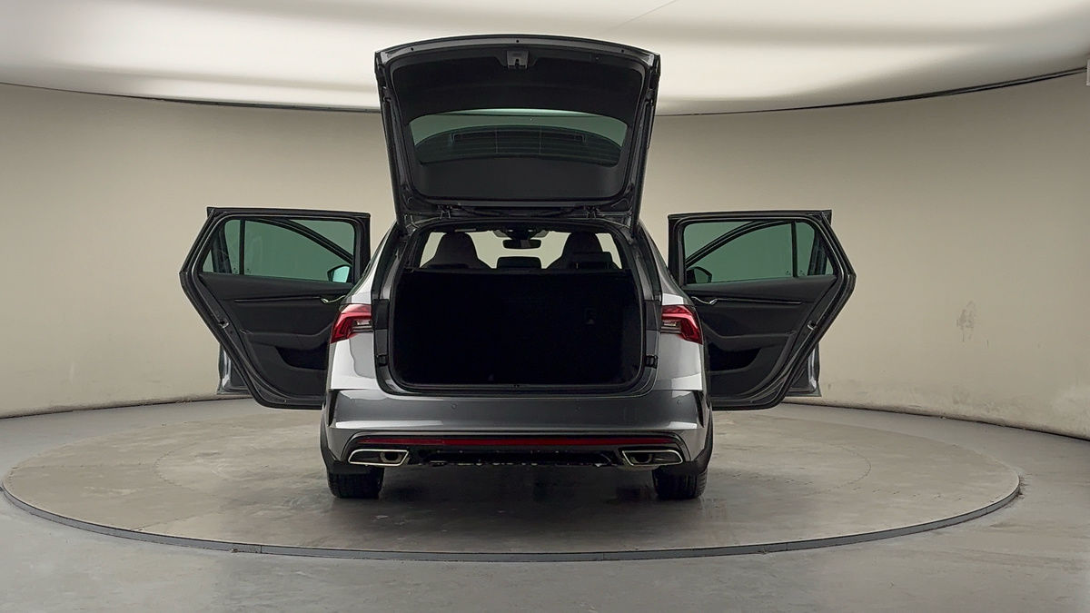 Used Skoda Octavia 2024 for sale - 77264177: Photo 60