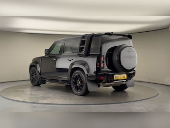 Used Land Rover Defender 110 2023 for sale - 76280837: Photo
