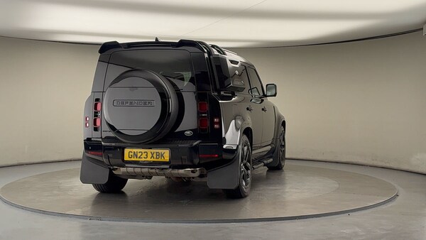 Used Land Rover Defender 110 2023 for sale - 76280837: Photo 42