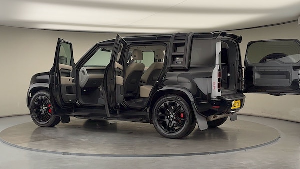 Used Land Rover Defender 110 2023 for sale - 76280837: Photo 47