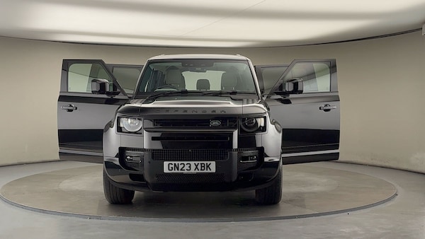 Used Land Rover Defender 110 2023 for sale - 76280837: Photo 53