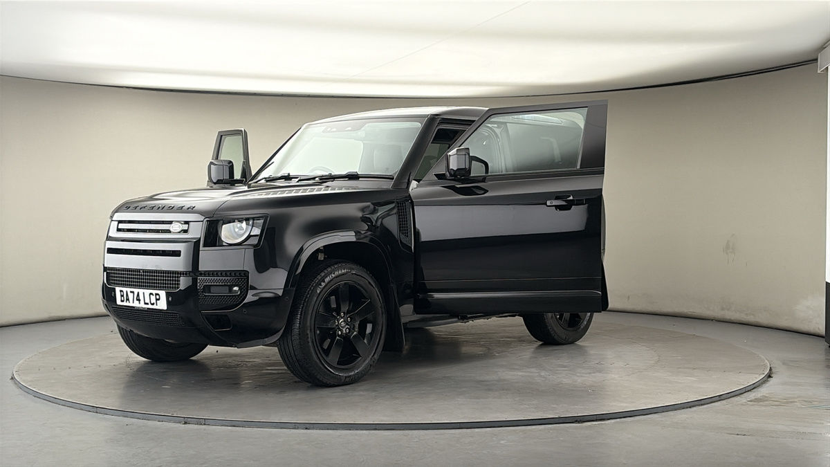 Used Land Rover Defender 2024 for sale - 77880799: Photo 22