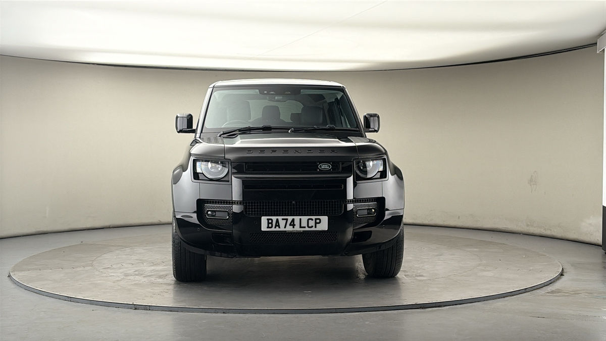 Used Land Rover Defender 2024 for sale - 77880799: Photo 32