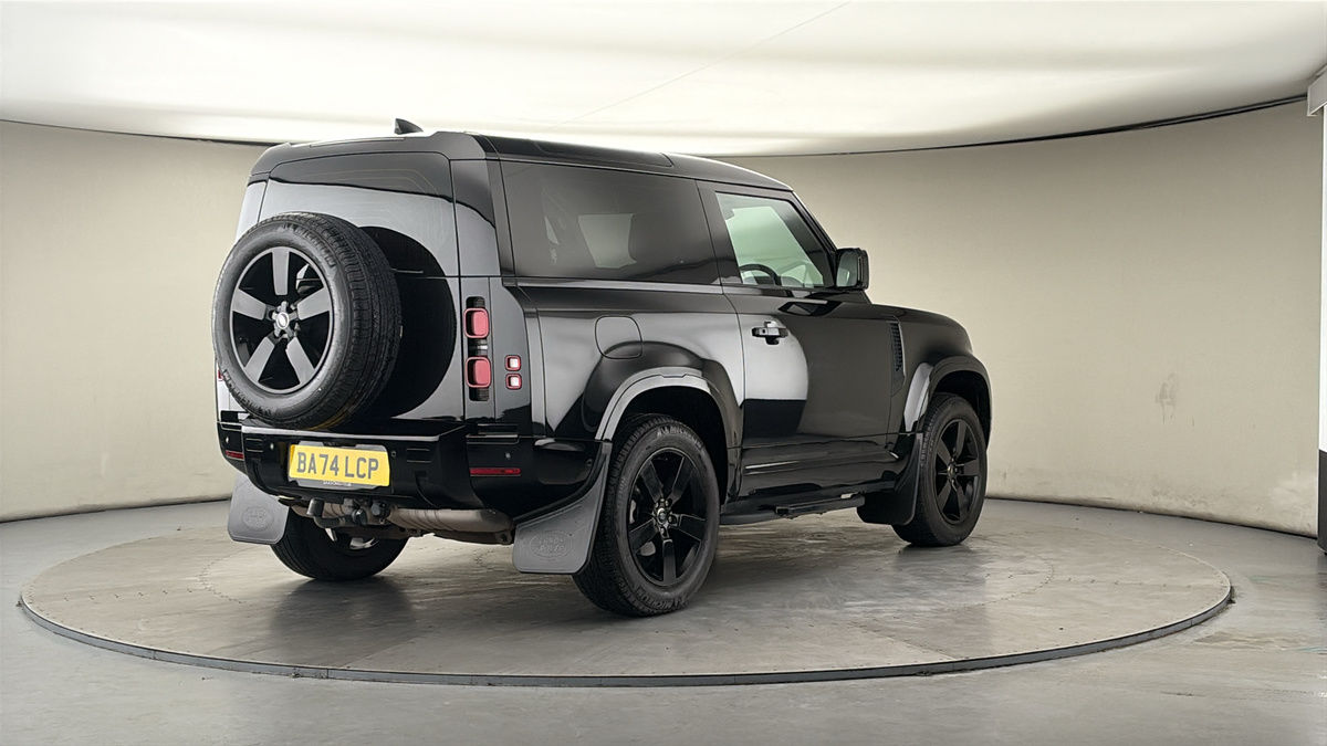 Used Land Rover Defender 2024 for sale - 77880799: Photo 39