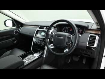 Used Land Rover Discovery 2018 for sale - 75222082: Photo