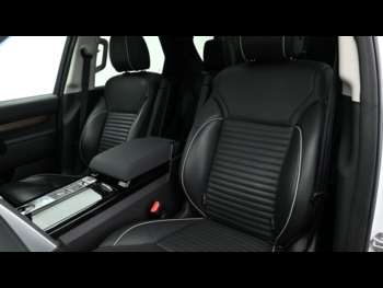 Used Land Rover Discovery 2018 for sale - 75222082: Photo