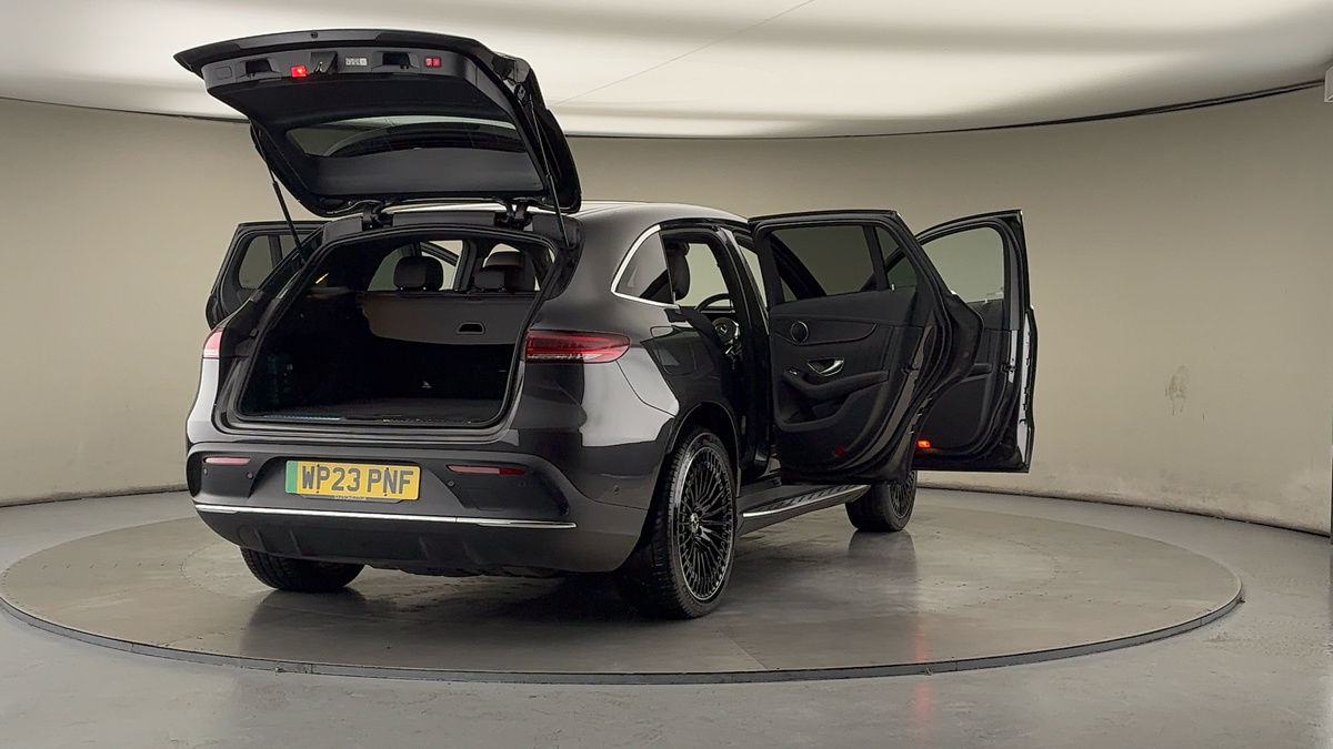 Used Mercedes-Benz EQC 2023 for sale - 76863677: Photo 59