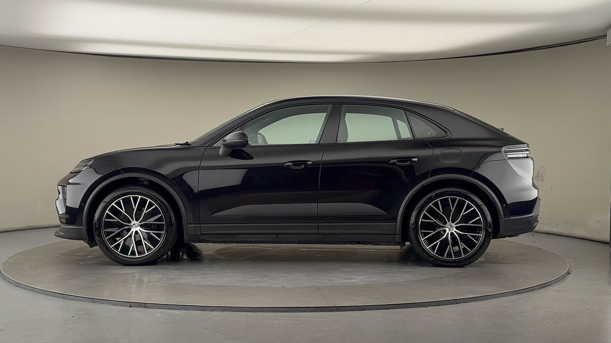 Used Porsche Macan 2024 for sale - 76536443: Photo 15