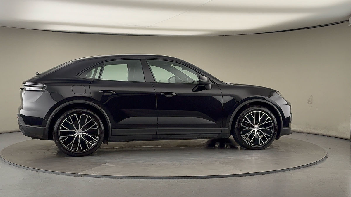 Used Porsche Macan 2024 for sale - 76536443: Photo 38