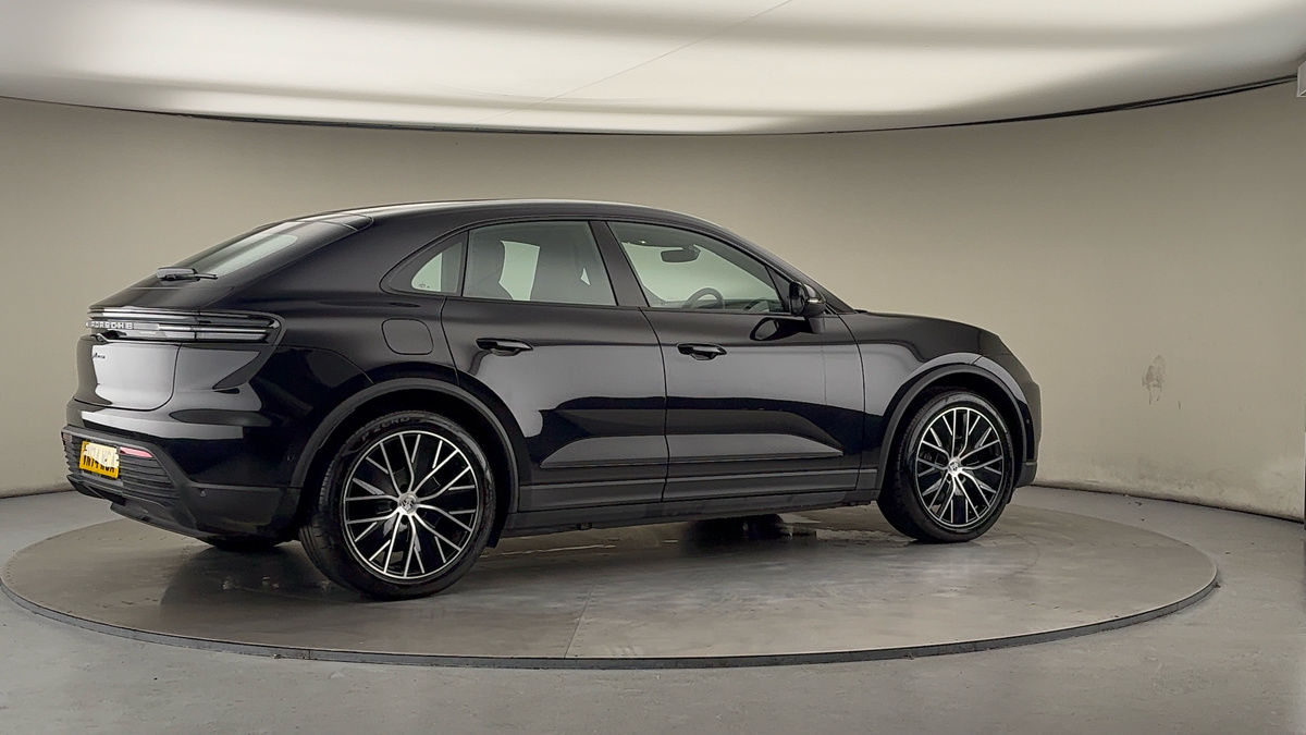 Used Porsche Macan 2024 for sale - 76536443: Photo 39