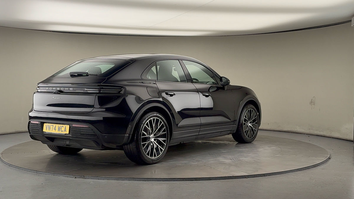 Used Porsche Macan 2024 for sale - 76536443: Photo 40