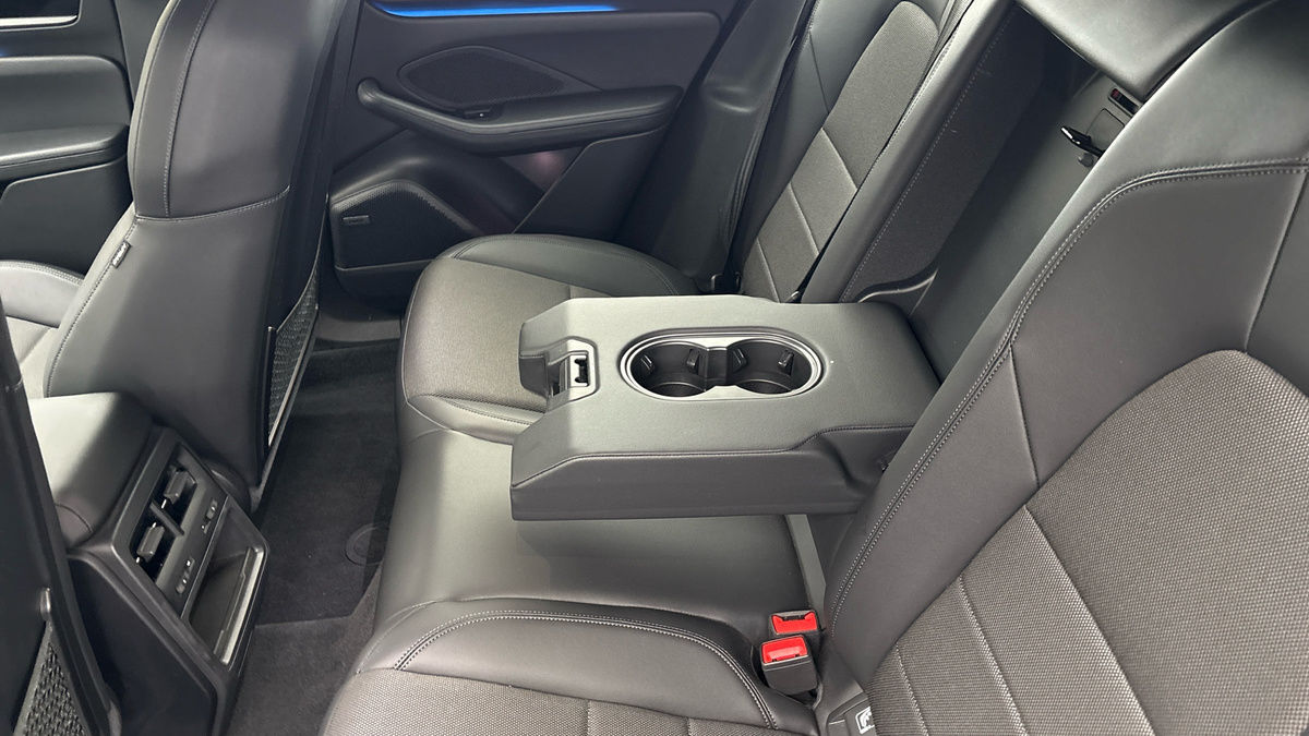 Used Porsche Macan 2024 for sale - 76536443: Photo 9