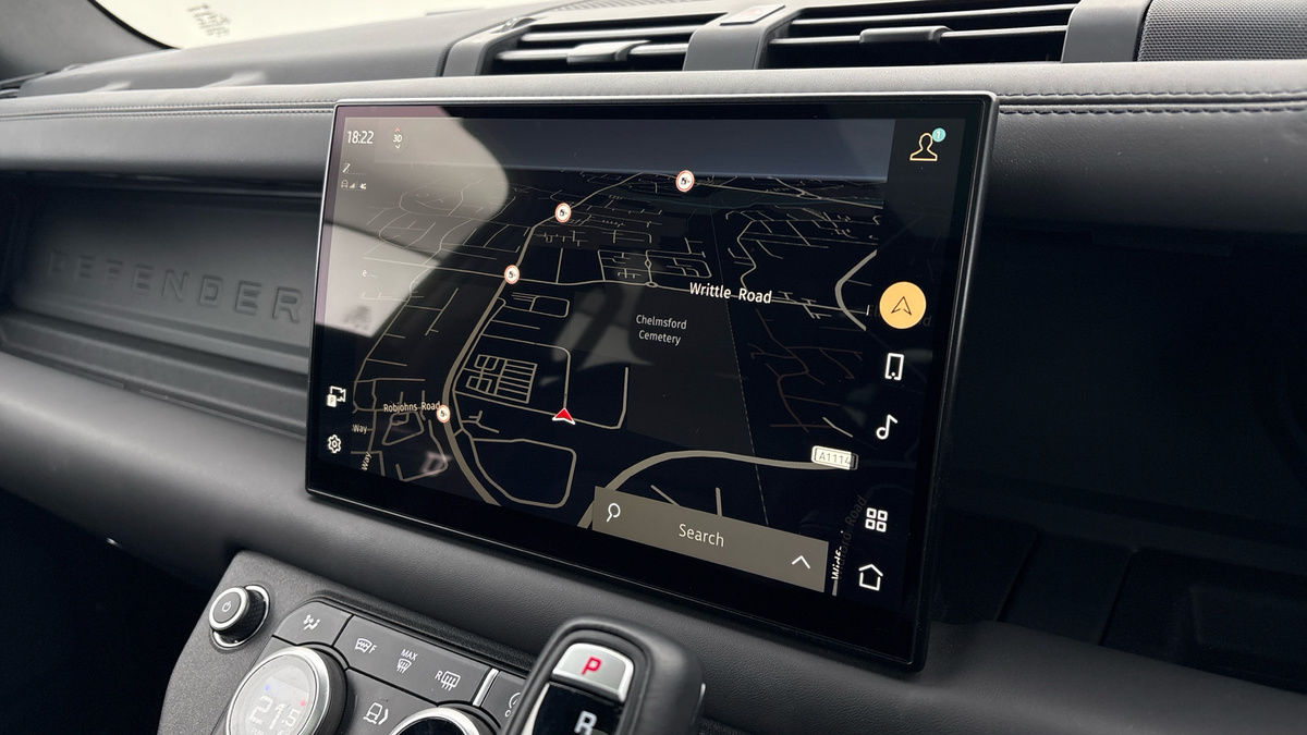 Used Land Rover Defender 2023 for sale - 78018072: Photo 17