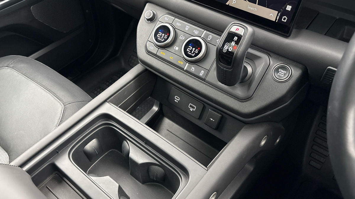 Used Land Rover Defender 2023 for sale - 78018072: Photo 18