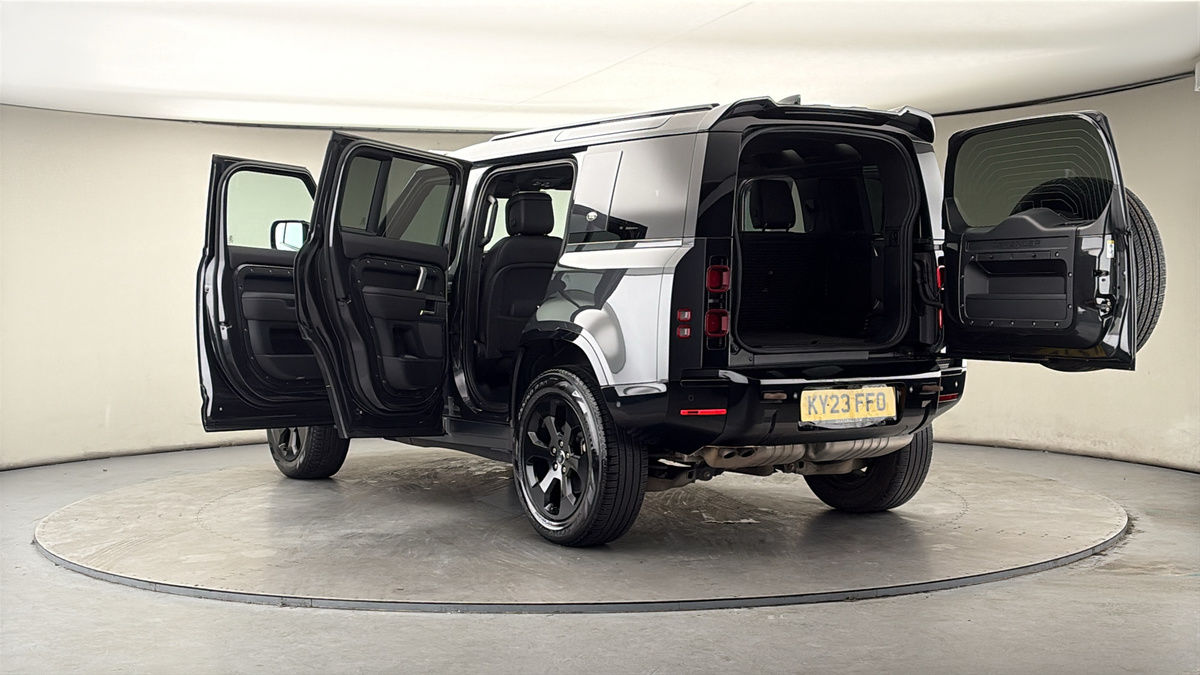 Used Land Rover Defender 2023 for sale - 78018072: Photo 23