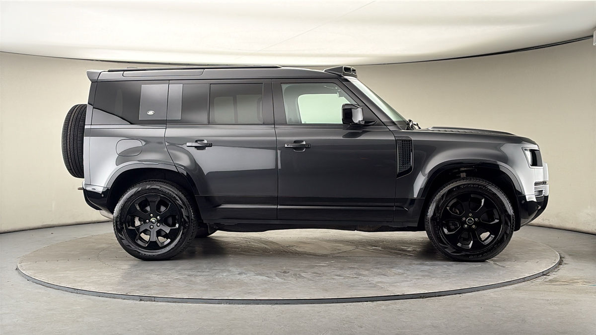 Used Land Rover Defender 2023 for sale - 78018072: Photo 39