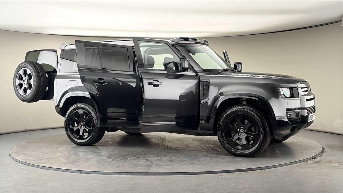 Used Land Rover Defender 2023 for sale - 78018072: Photo 57