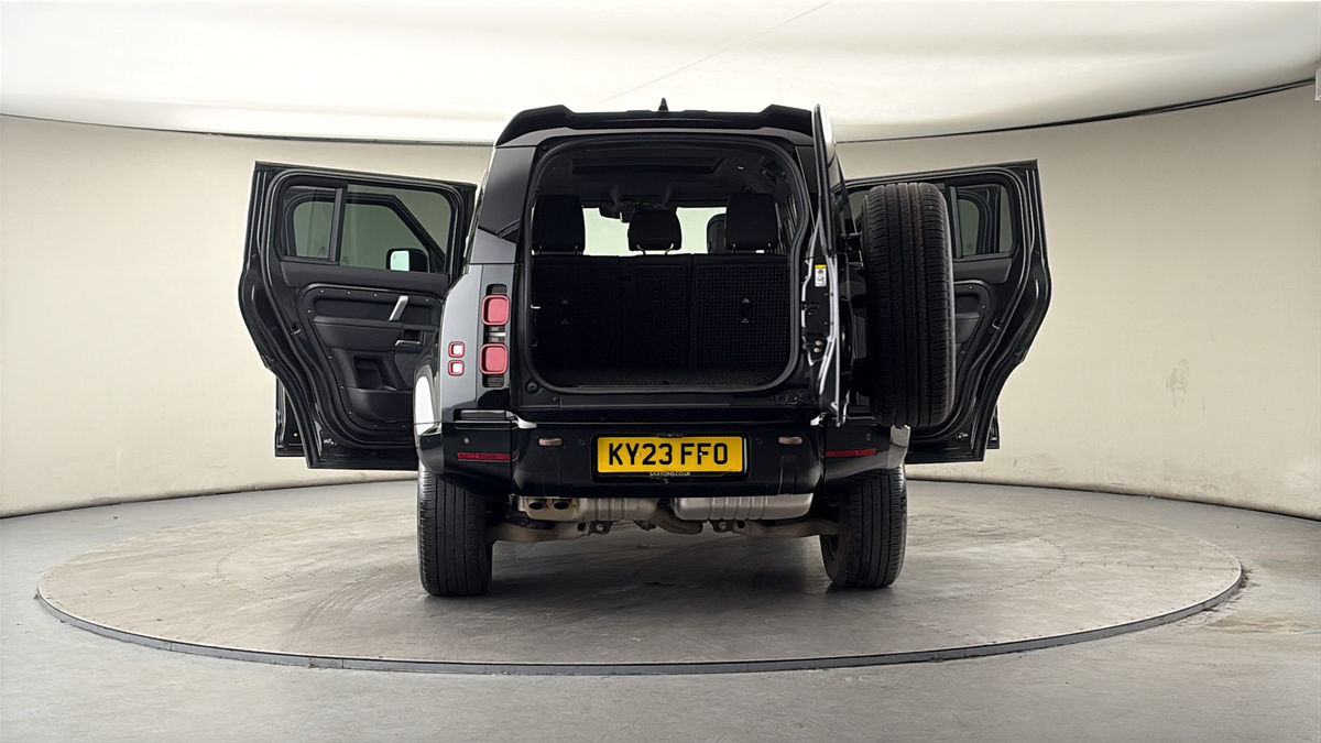 Used Land Rover Defender 2023 for sale - 78018072: Photo 63