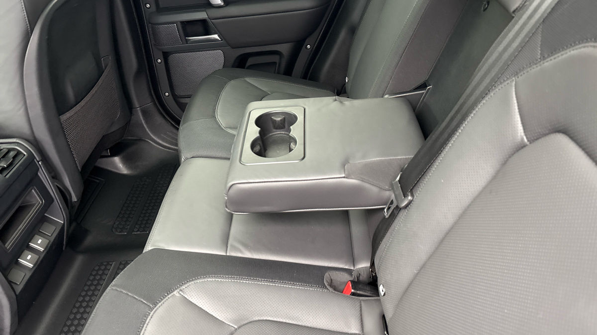 Used Land Rover Defender 2023 for sale - 78018072: Photo 9