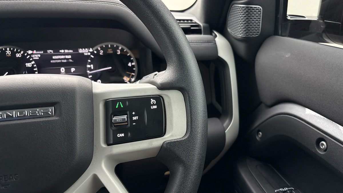 Used Land Rover Defender 90 2022 for sale - 77668187: Photo 14