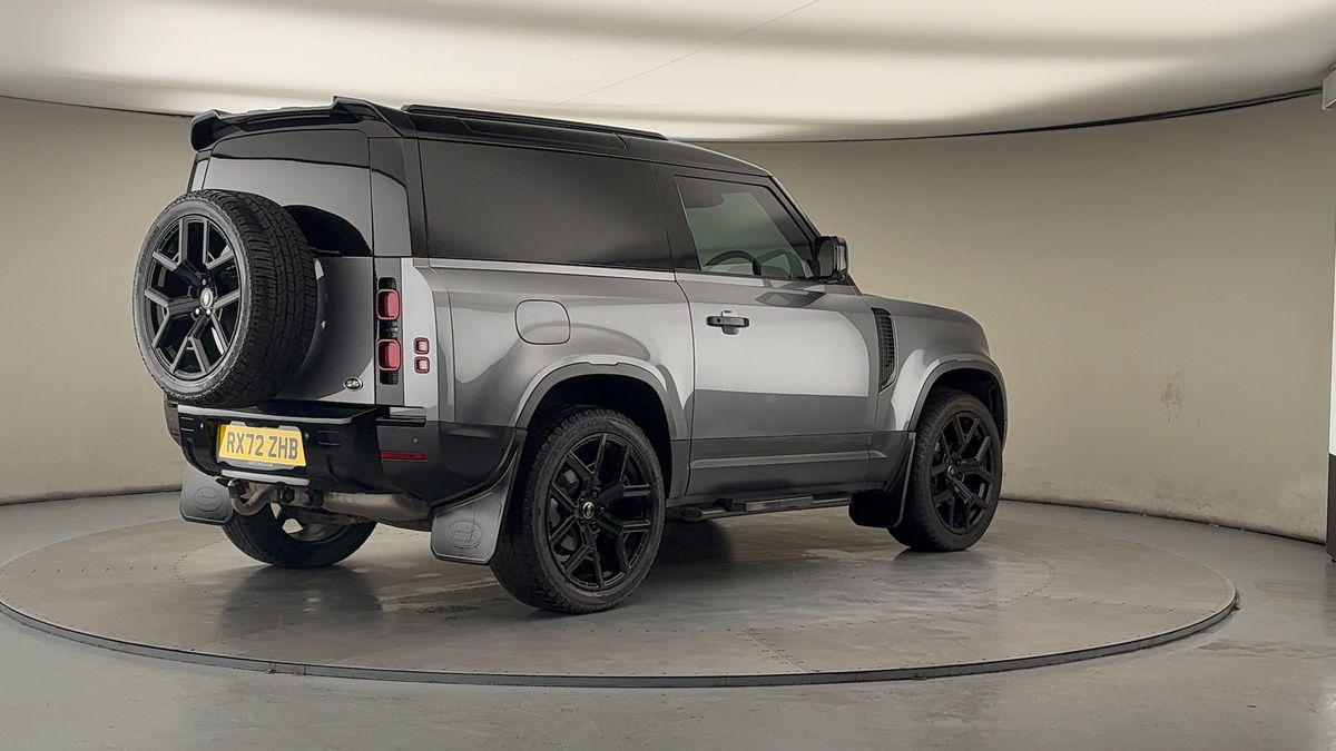 Used Land Rover Defender 90 2022 for sale - 77668187: Photo 21