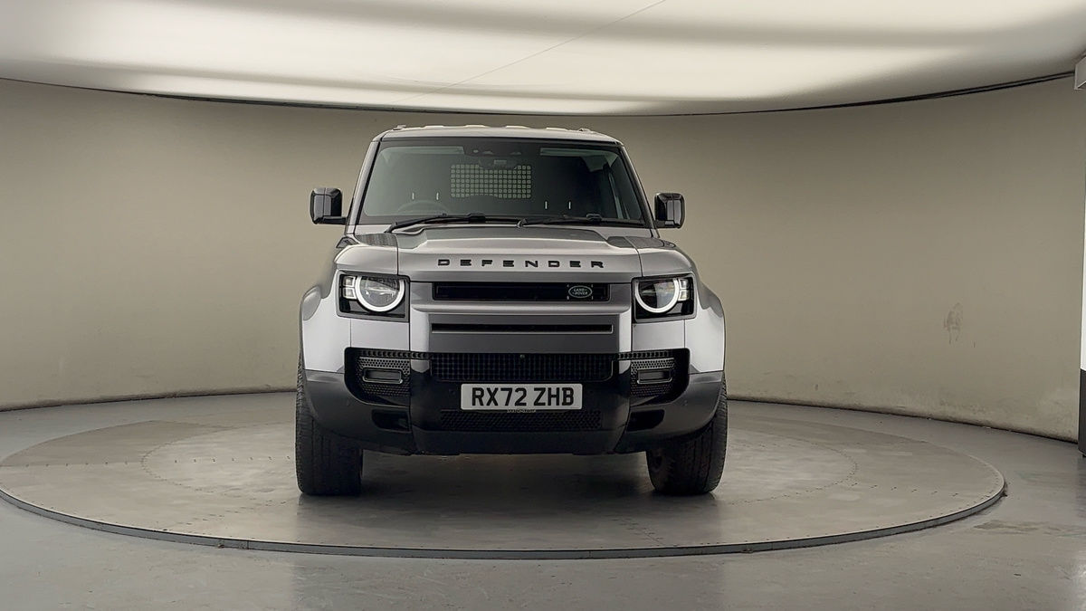 Used Land Rover Defender 90 2022 for sale - 77668187: Photo 32