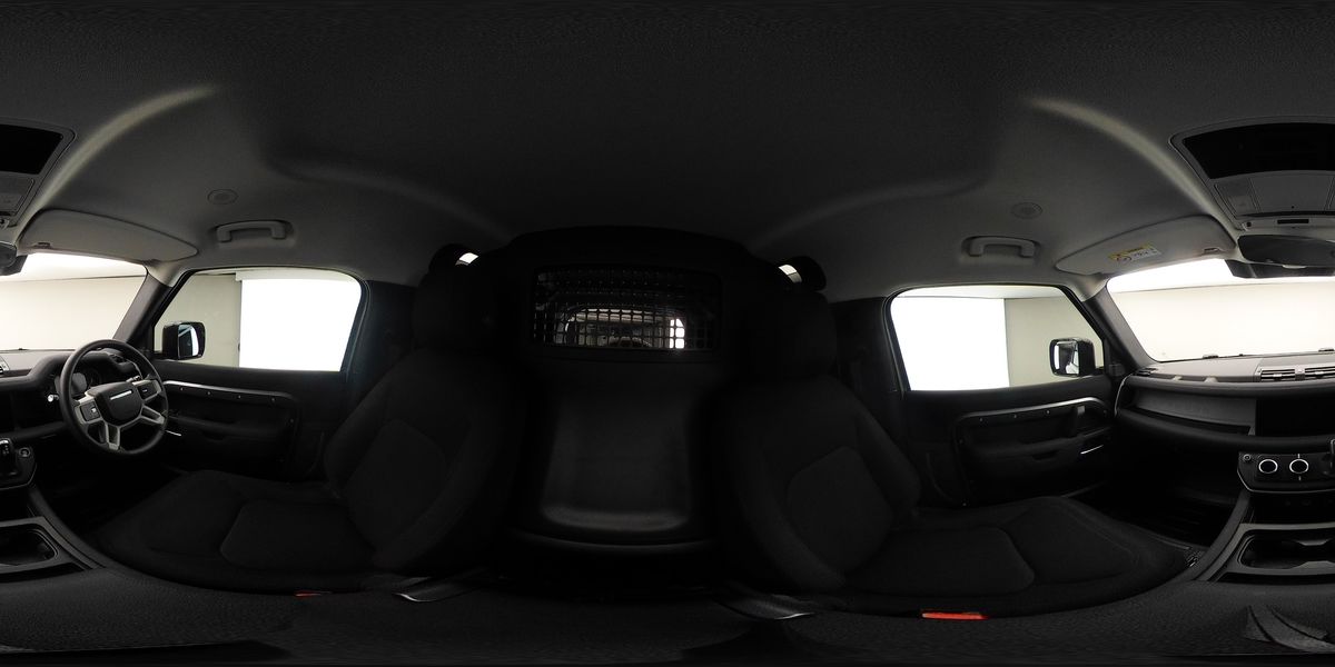 Used Land Rover Defender 90 2022 for sale - 77668187: Photo 44