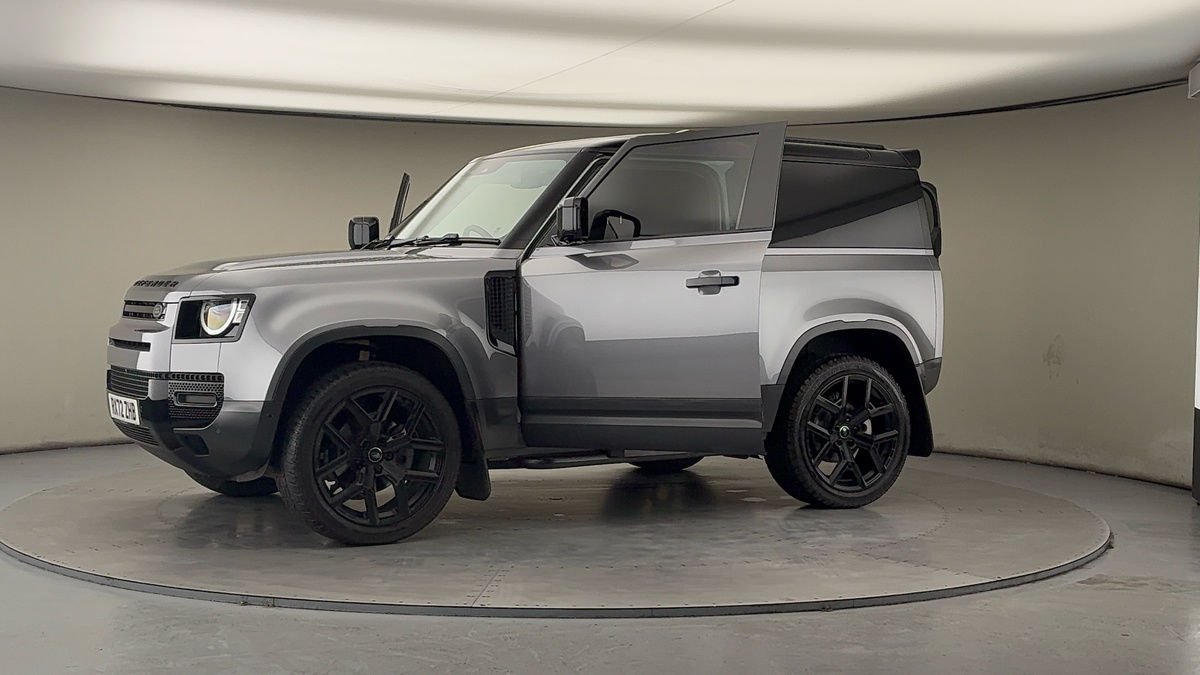 Used Land Rover Defender 90 2022 for sale - 77668187: Photo 48