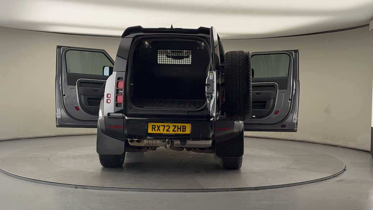 Used Land Rover Defender 90 2022 for sale - 77668187: Photo 60