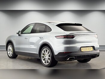 Used Porsche Cayenne 2020 for sale - 78402128: Photo