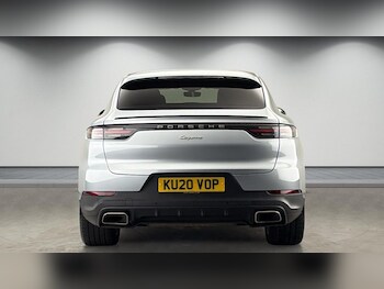 Used Porsche Cayenne 2020 for sale - 78402128: Photo