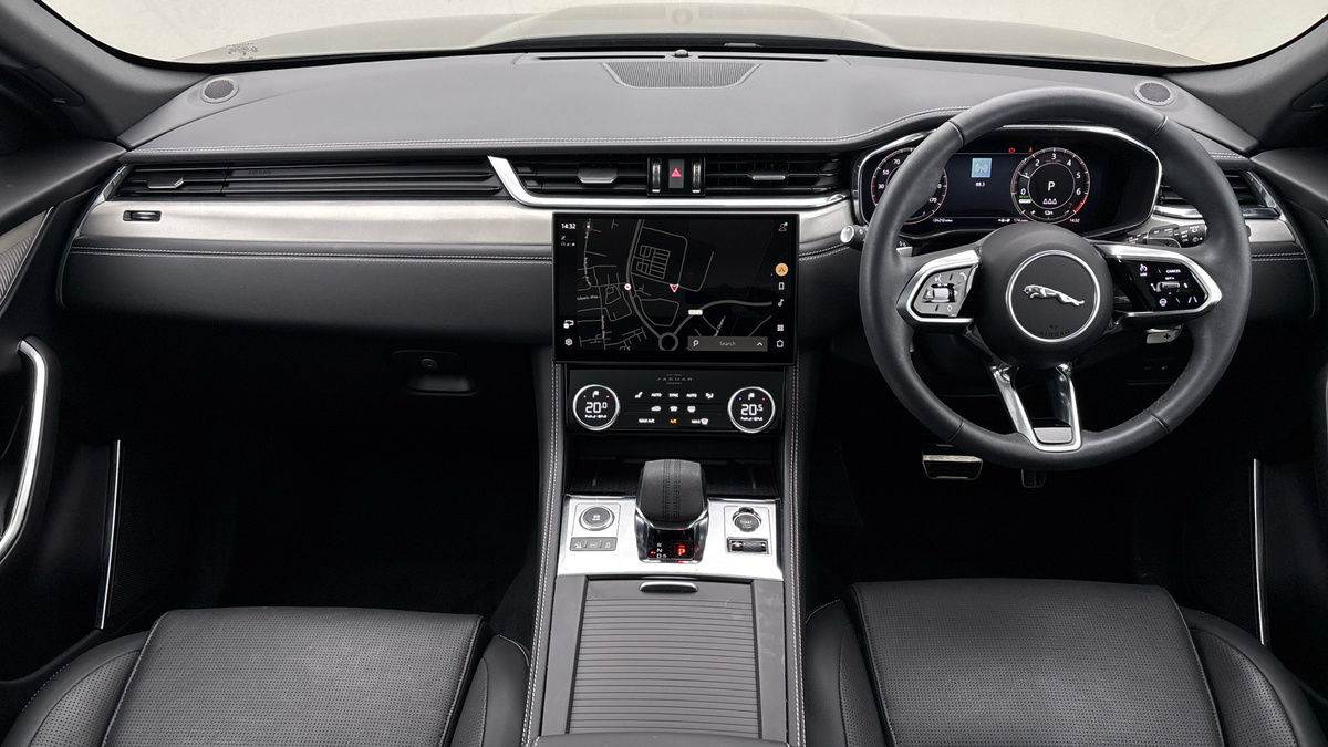 Used Jaguar F-Pace 2024 for sale - 77953667: Photo 12