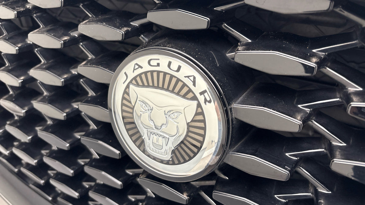 Used Jaguar F-Pace 2024 for sale - 77953667: Photo 24