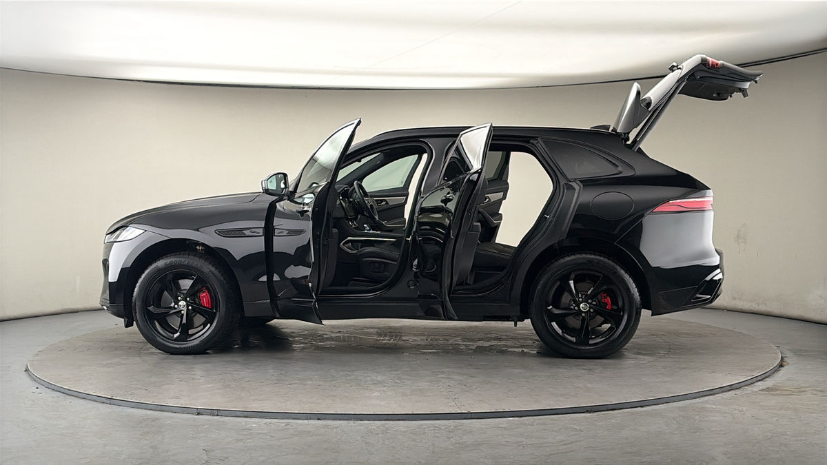 Used Jaguar F-Pace 2024 for sale - 77953667: Photo 47