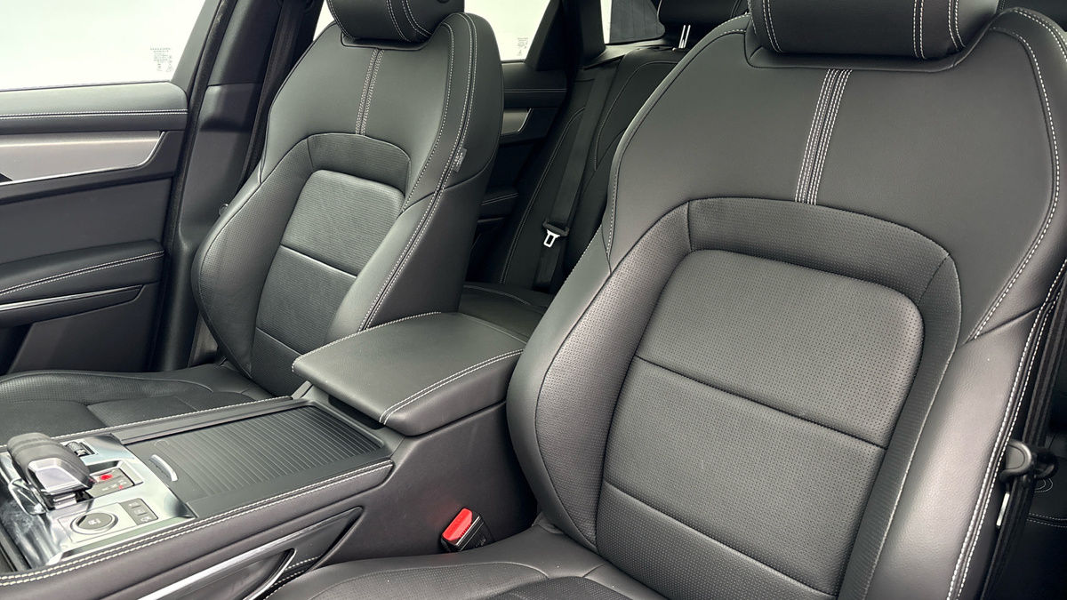 Used Jaguar F-Pace 2024 for sale - 77953667: Photo 7