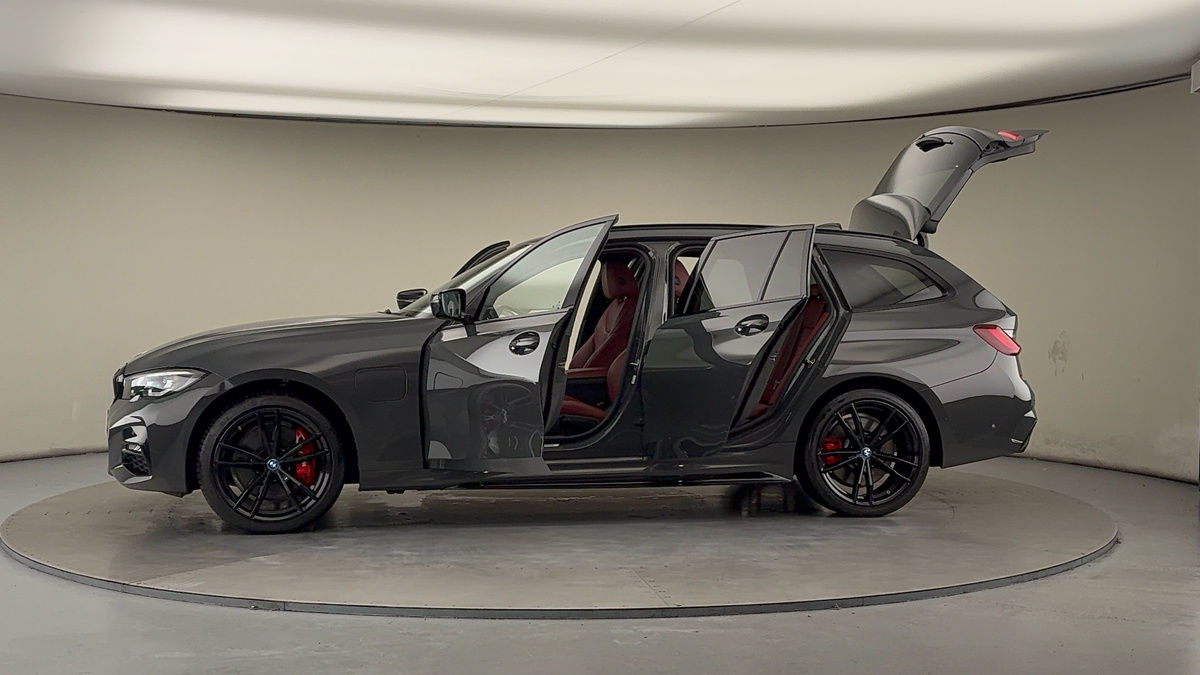 Used BMW 3 Series 2022 for sale - 76292334: Photo 47