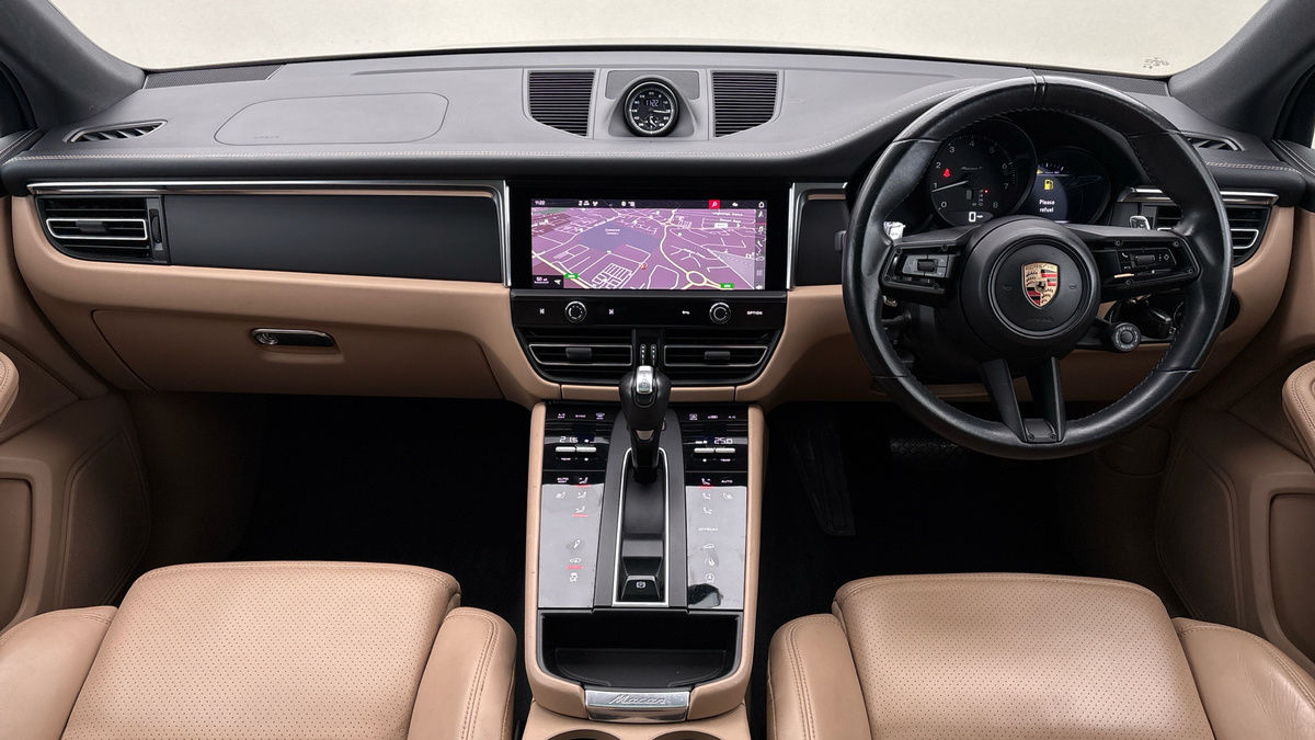 Used Porsche Macan 2023 for sale - 77228059: Photo 12