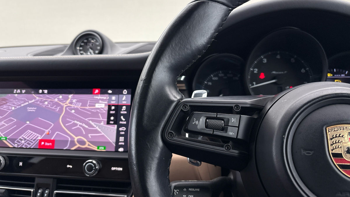 Used Porsche Macan 2023 for sale - 77228059: Photo 13