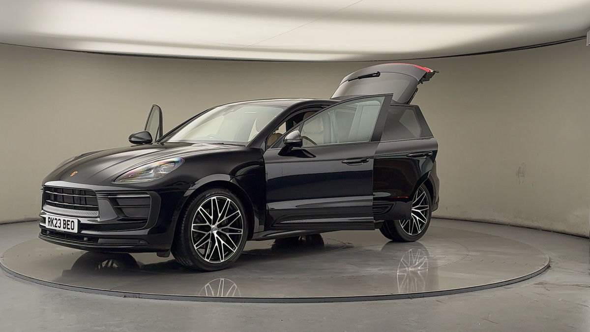 Used Porsche Macan 2023 for sale - 77228059: Photo 22