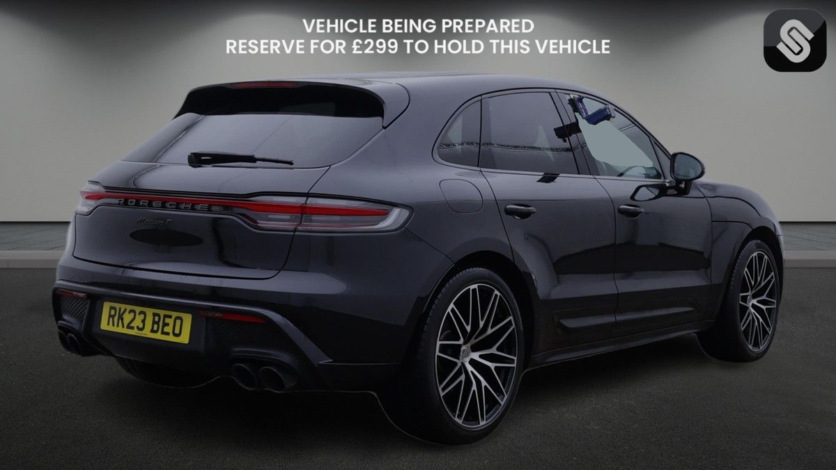 Used Porsche Macan 2023 for sale - 77228059: Photo 4